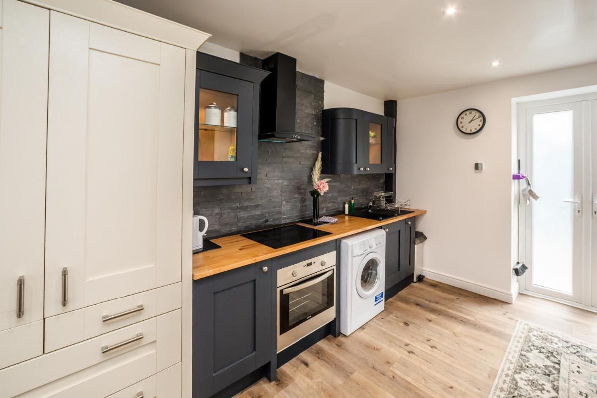 The Cosey Tucked-Away Cottage 2 Or 3 Bedroom Options Huddersfield Chambre photo